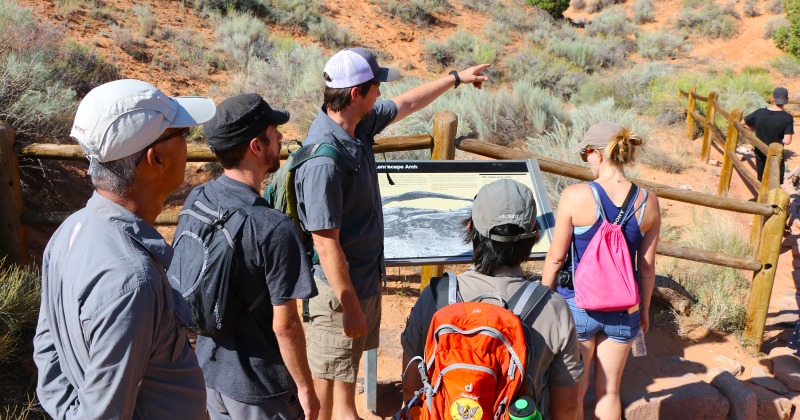 arches tour with experts